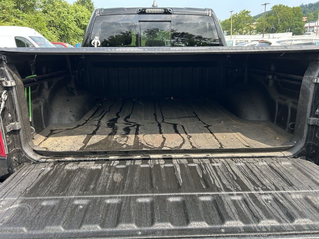 2022 RAM 1500 Big Horn Crew Cab 4x4 5'7' Box