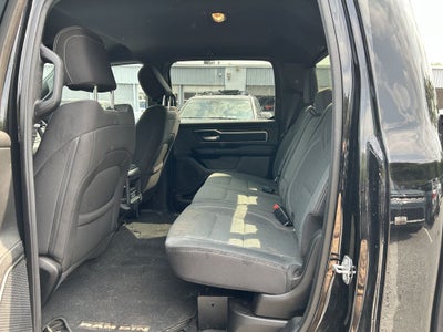 2022 RAM 1500 Big Horn Crew Cab 4x4 5'7' Box