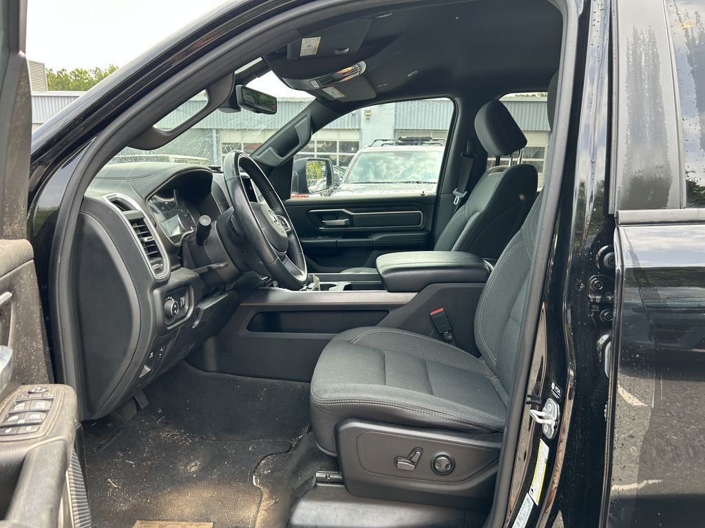 2022 RAM 1500 Big Horn Crew Cab 4x4 5'7' Box