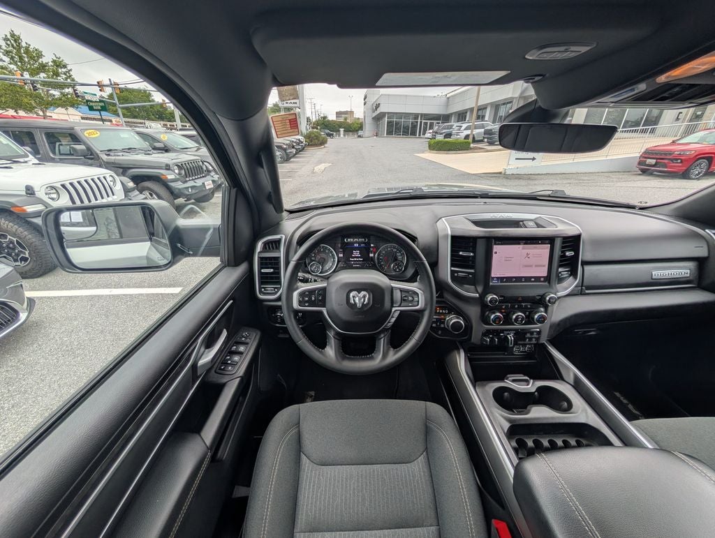 2023 RAM 1500 Big Horn Crew Cab 4x4 5'7' Box