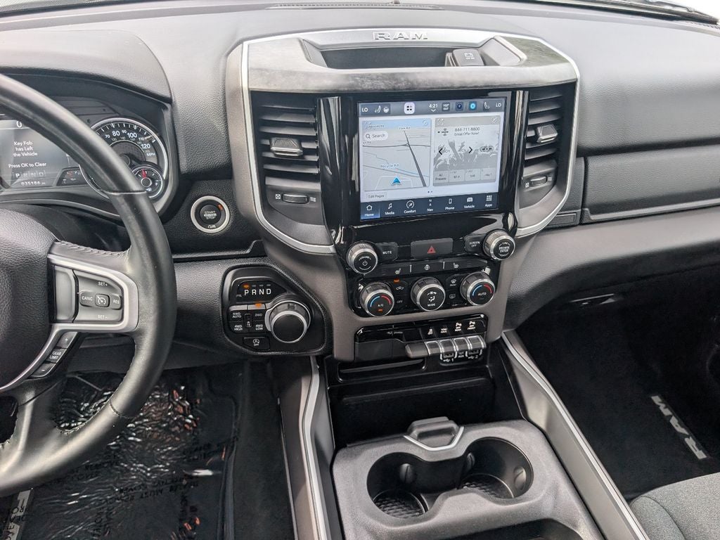 2022 RAM 1500 Big Horn Crew Cab 4x4 5'7' Box
