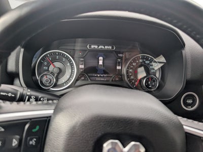 2022 RAM 1500 Big Horn Crew Cab 4x4 5'7' Box