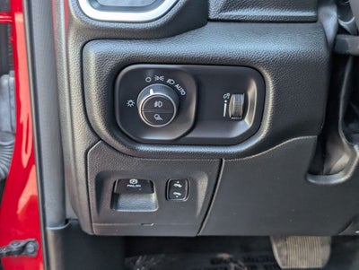 2023 RAM 1500 Big Horn Crew Cab 4x4 5'7' Box