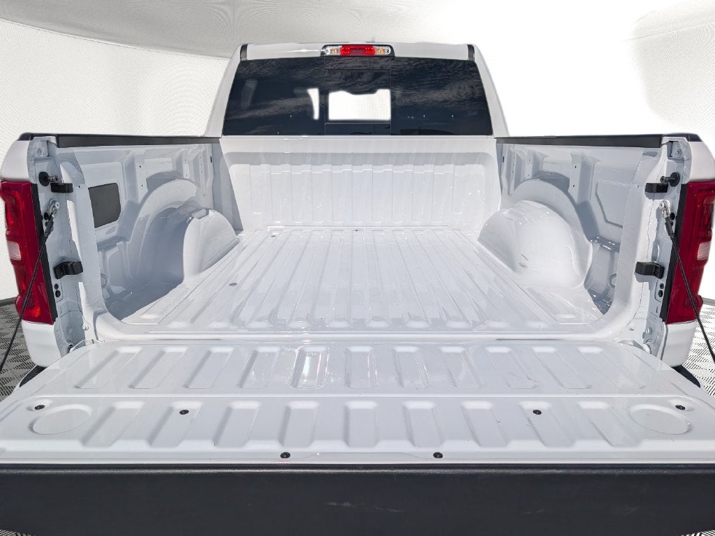 2026 RAM 1500 Big Horn Crew Cab 4x4 5'7' Box
