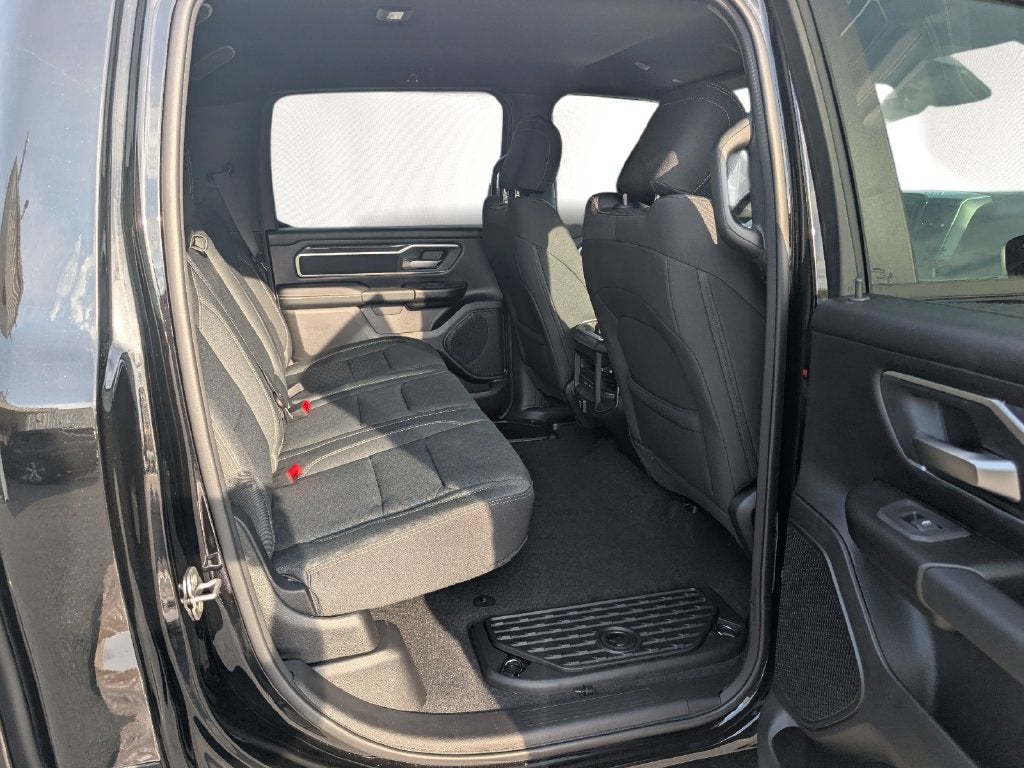 2027 RAM Ram 1500 RAM 1500 BIG HORN CREW CAB 4X4 5'7' BOX
