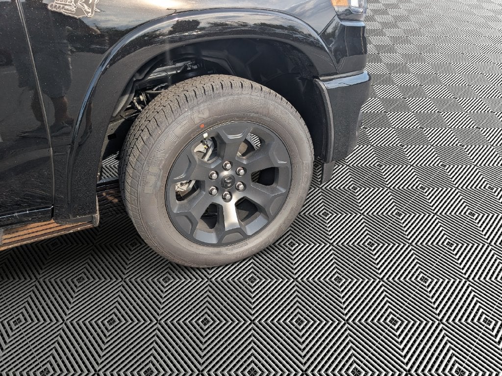 2027 RAM Ram 1500 RAM 1500 BIG HORN CREW CAB 4X4 5'7' BOX