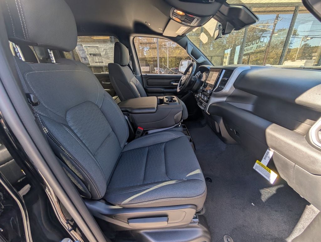 2026 RAM Ram 1500 RAM 1500 TRADESMAN CREW CAB 4X4 5'7' BOX