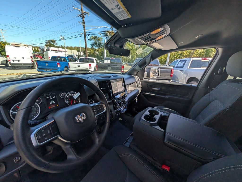 2026 RAM Ram 1500 RAM 1500 TRADESMAN CREW CAB 4X4 5'7' BOX