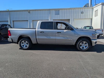 2026 RAM Ram 1500 RAM 1500 TRADESMAN CREW CAB 4X4 5'7' BOX