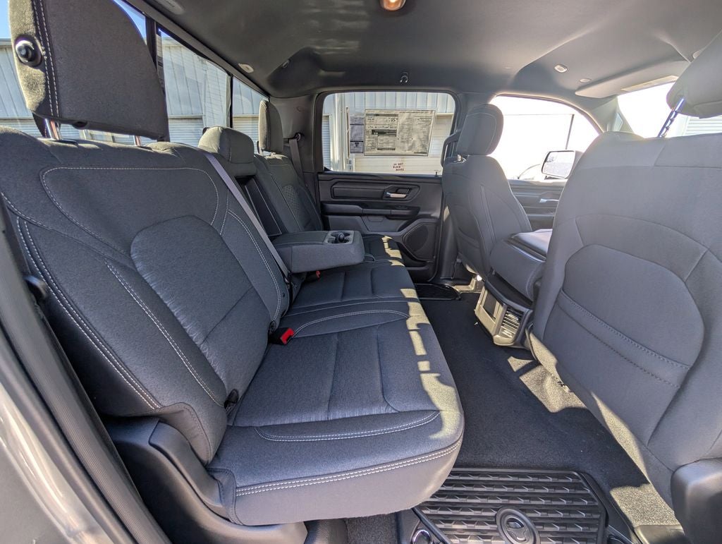 2026 RAM Ram 1500 RAM 1500 TRADESMAN CREW CAB 4X4 5'7' BOX