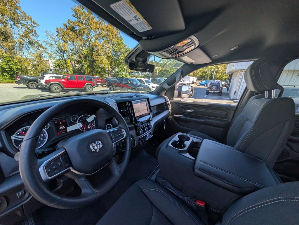 2026 RAM Ram 1500 RAM 1500 TRADESMAN CREW CAB 4X4 5'7' BOX