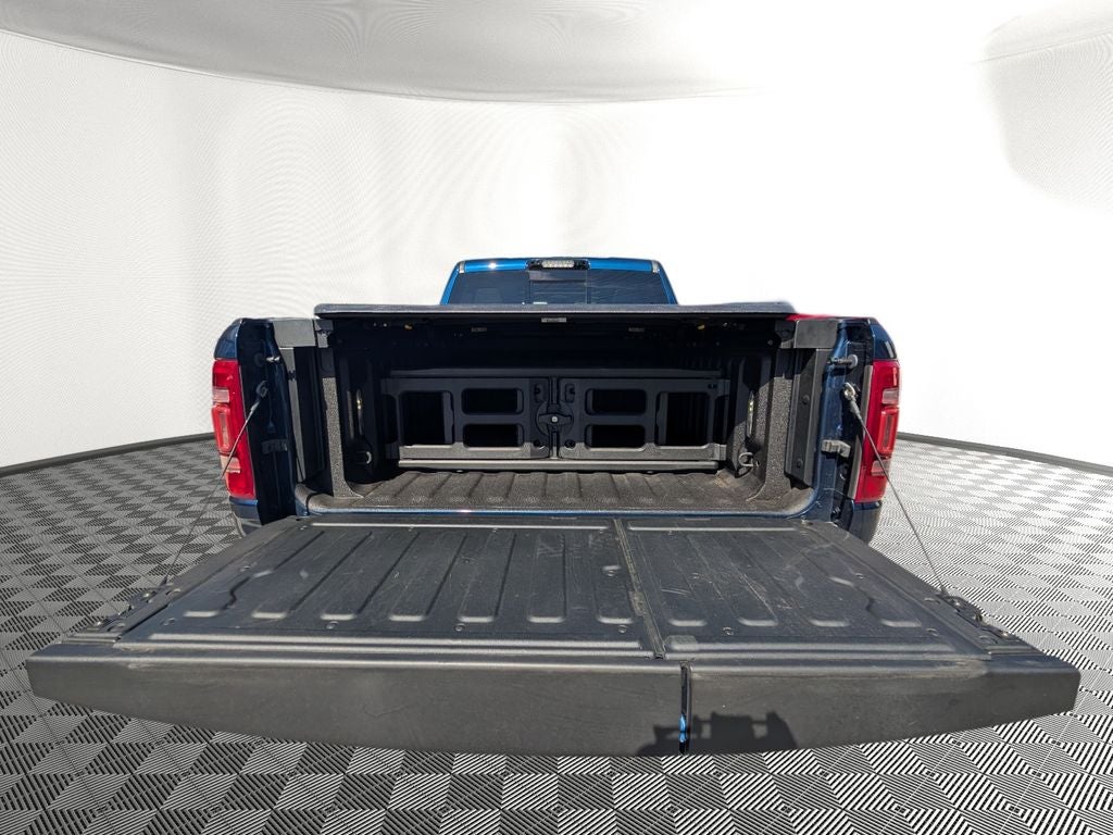 2022 RAM 1500 Limited Crew Cab 4x4 5'7' Box
