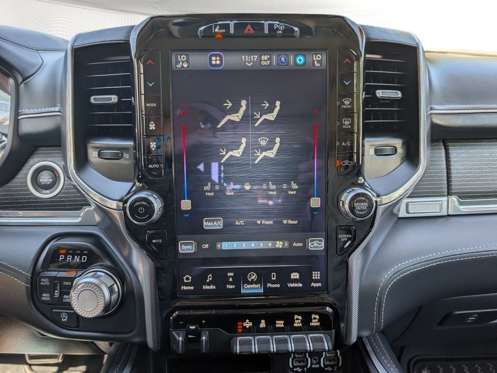 2022 RAM 1500 Limited Crew Cab 4x4 5'7' Box