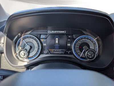 2022 RAM 1500 Limited Crew Cab 4x4 5'7' Box