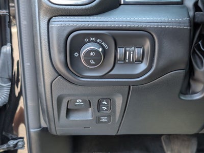 2023 RAM 1500 Limited Crew Cab 4x4 5'7' Box