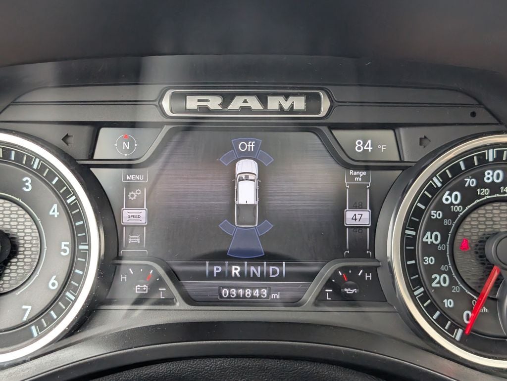 2023 RAM 1500 Laramie Crew Cab 4x4 5'7' Box