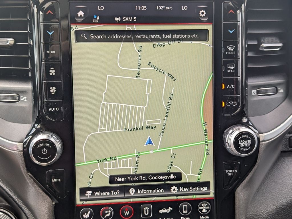2020 RAM 1500 Laramie Crew Cab 4x4 5'7' Box