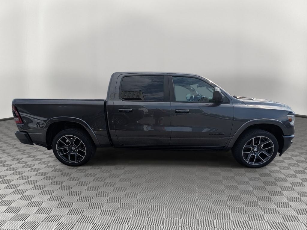 2020 RAM 1500 Laramie Crew Cab 4x4 5'7' Box