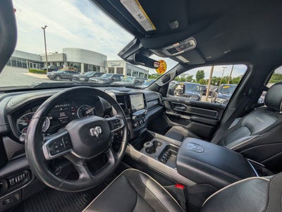 2022 RAM 1500 Laramie Crew Cab 4x4 5'7' Box