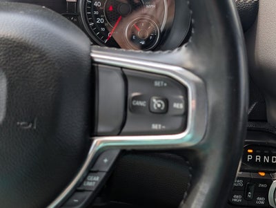 2022 RAM 1500 Laramie Crew Cab 4x4 5'7' Box