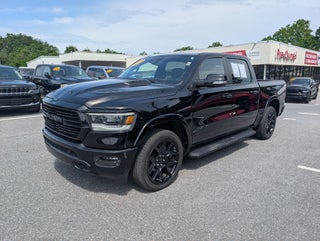 2022 RAM 1500 Laramie Crew Cab 4x4 5'7' Box