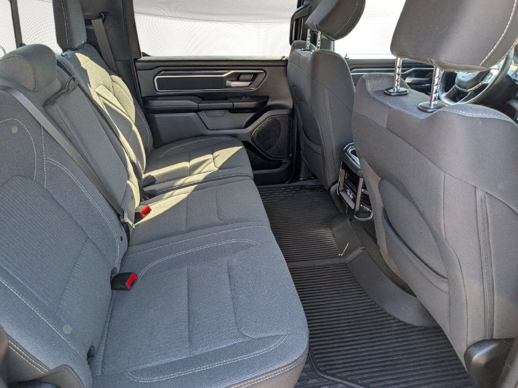 2024 RAM 1500 Big Horn Crew Cab 4x4 6'4' Box