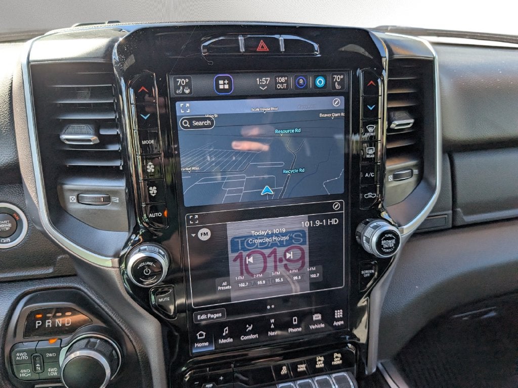 2024 RAM 1500 Big Horn Crew Cab 4x4 6'4' Box