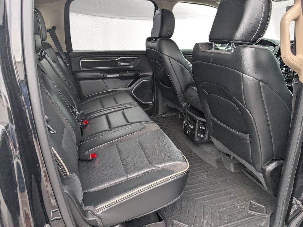 2021 RAM 1500 Laramie Crew Cab 4x4 6'4' Box
