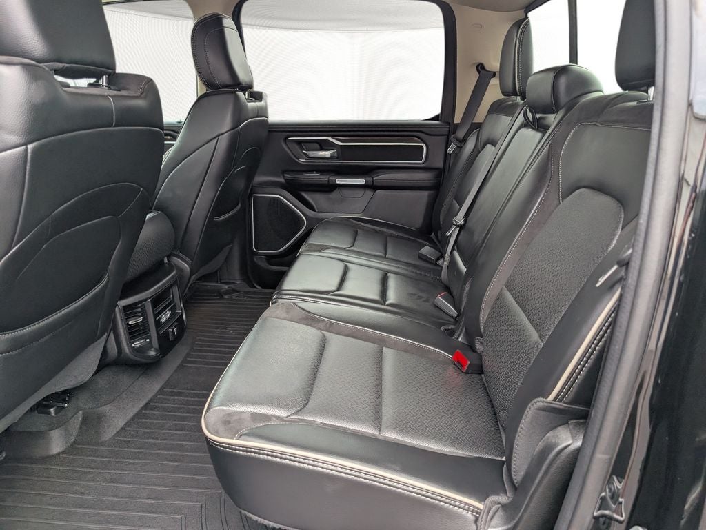 2021 RAM 1500 Laramie Crew Cab 4x4 6'4' Box