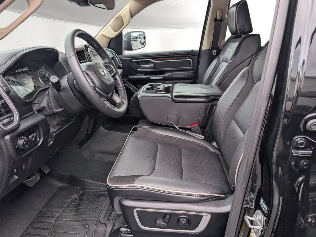 2021 RAM 1500 Laramie Crew Cab 4x4 6'4' Box