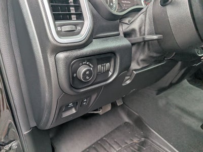 2021 RAM 1500 Laramie Crew Cab 4x4 6'4' Box