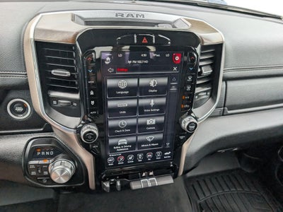 2021 RAM 1500 Laramie Crew Cab 4x4 6'4' Box