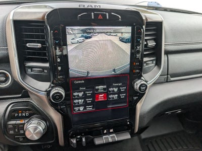 2021 RAM 1500 Laramie Crew Cab 4x4 6'4' Box