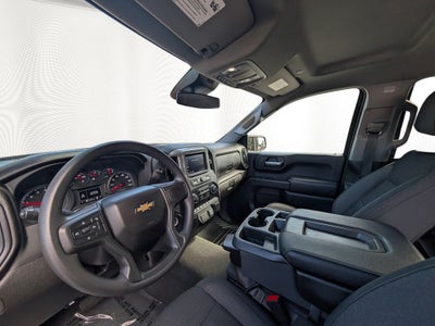 2022 Chevrolet Silverado 1500 4WD Crew Cab Short Bed Custom