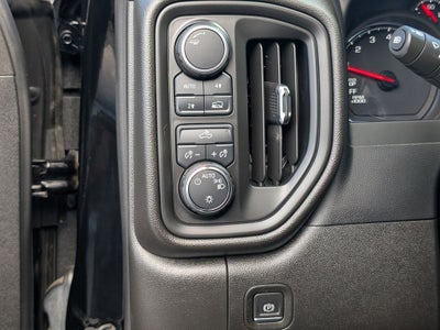 2022 Chevrolet Silverado 1500 4WD Crew Cab Short Bed Custom