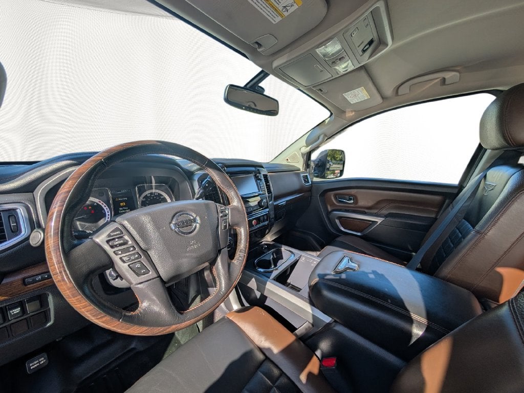 2018 Nissan TITAN XD Platinum Reserve Diesel
