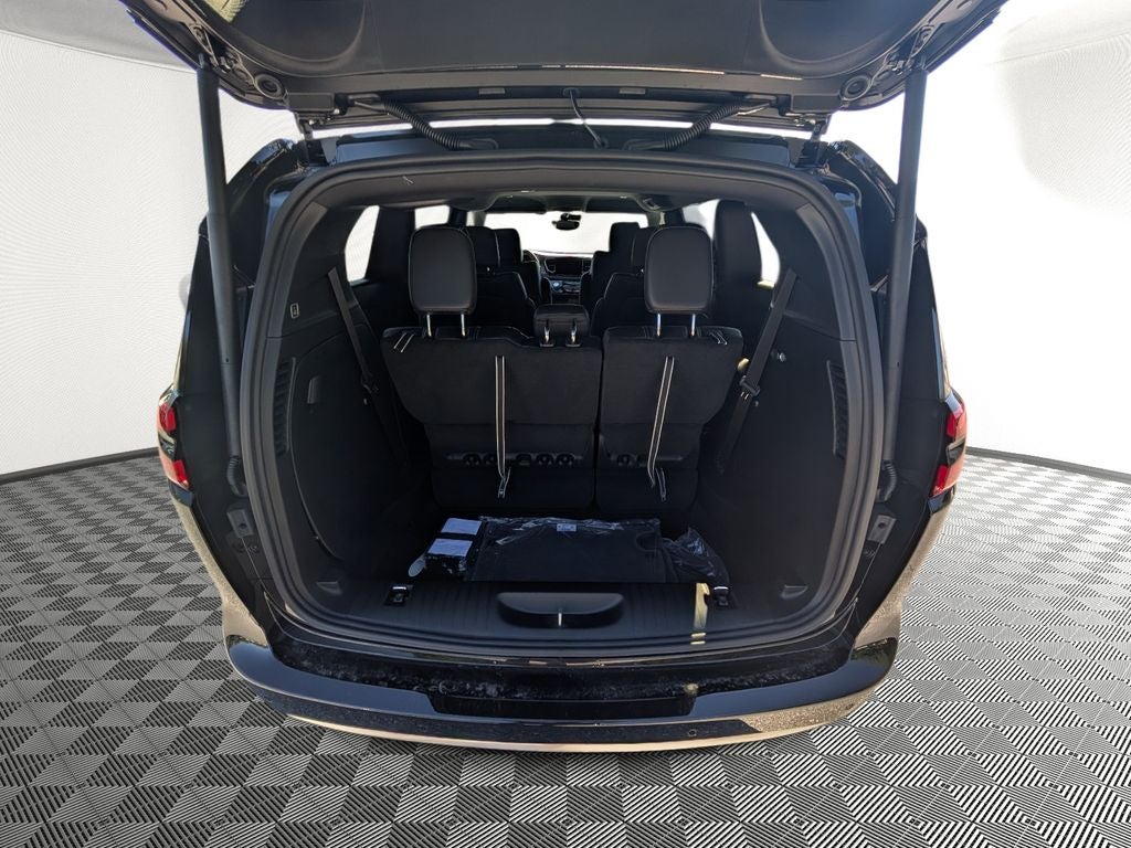 2027 Chrysler Pacifica PACIFICA SELECT