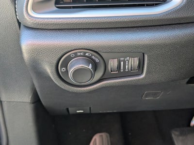 2027 Chrysler Pacifica PACIFICA SELECT