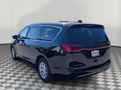 2027 Chrysler Pacifica PACIFICA SELECT