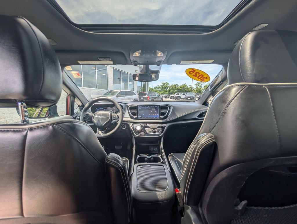 2025 Chrysler Pacifica Limited