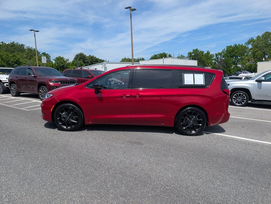 2025 Chrysler Pacifica Limited