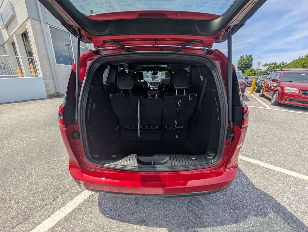 2025 Chrysler Pacifica Limited