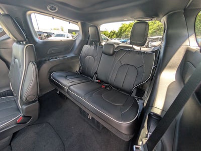 2027 Chrysler Pacifica PACIFICA LIMITED