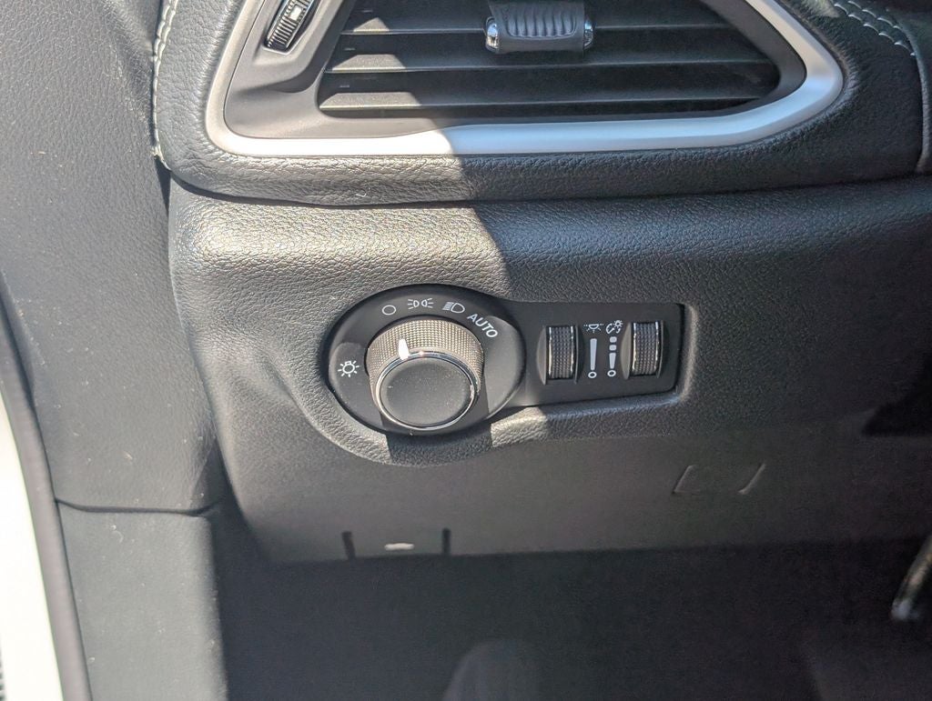 2027 Chrysler Pacifica PACIFICA LIMITED
