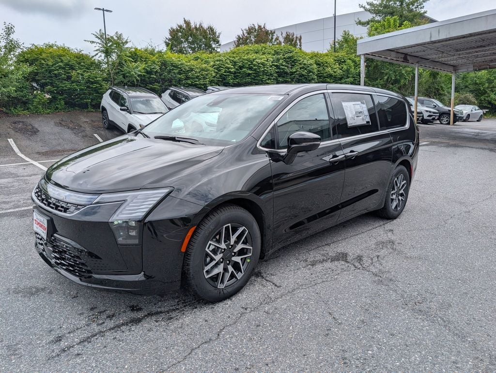 2027 Chrysler Pacifica PACIFICA LIMITED