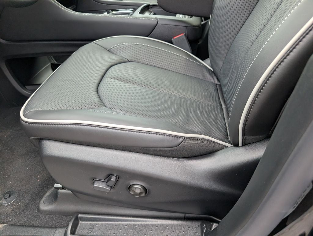 2027 Chrysler Pacifica PACIFICA LIMITED