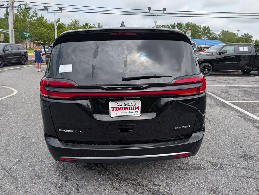 2027 Chrysler Pacifica PACIFICA LIMITED