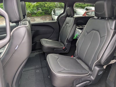 2027 Chrysler Pacifica PACIFICA LIMITED