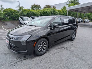 2027 Chrysler Pacifica PACIFICA LIMITED