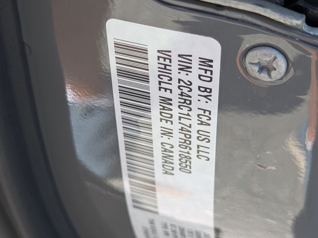 2023 Chrysler Pacifica Hybrid Touring L